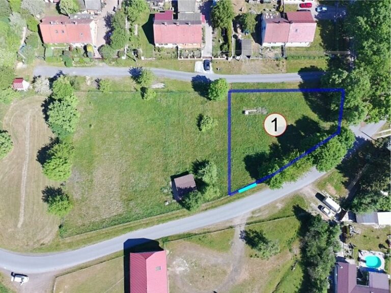 Bor 1059 m² – foto 1