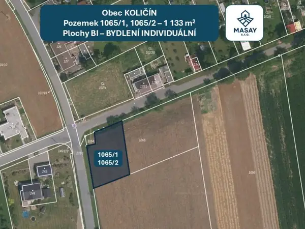 Pozemek Količín 1065/1 + 1065/2, letecký snímek s vyznačenou parcelou