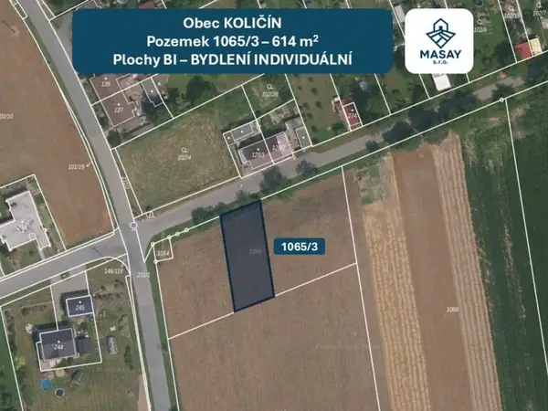 Pozemek Količín 1065/3, letecký snímek s vyznačenou parcelou